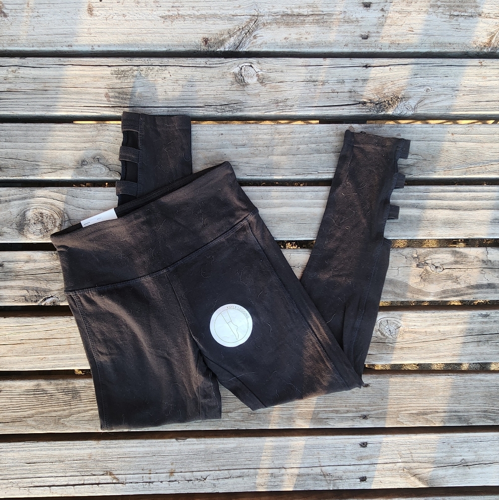 NWT SO Ankle Length High Rise Yoga Black Legging Small Kohls